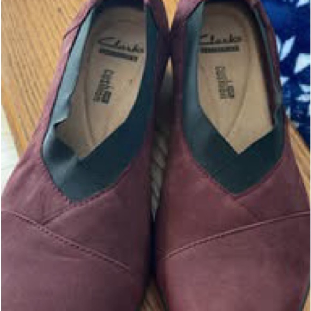 Clarks Women's Deep Red Flats